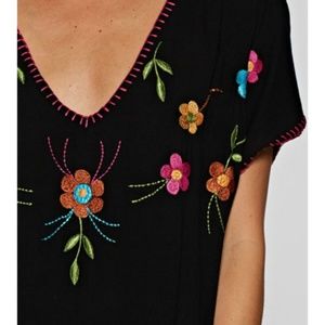 NWT Love Stitch Embroidered Festival Kaftan S/M